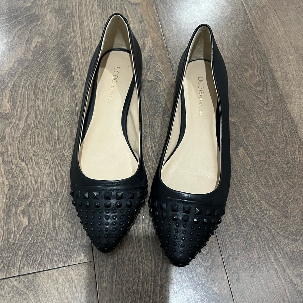 BCBG Flats!